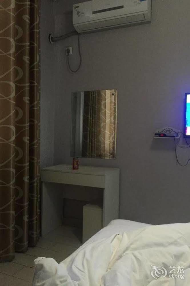Luoyang Love Me Fashion Hotel Eksteriør billede