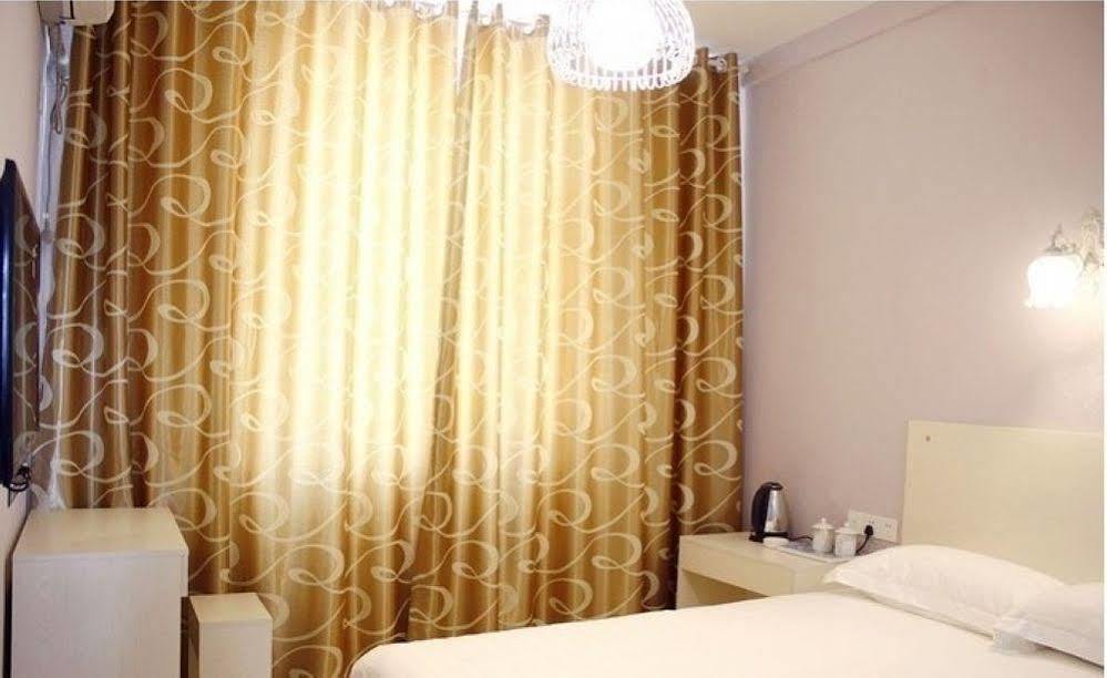 Luoyang Love Me Fashion Hotel Eksteriør billede